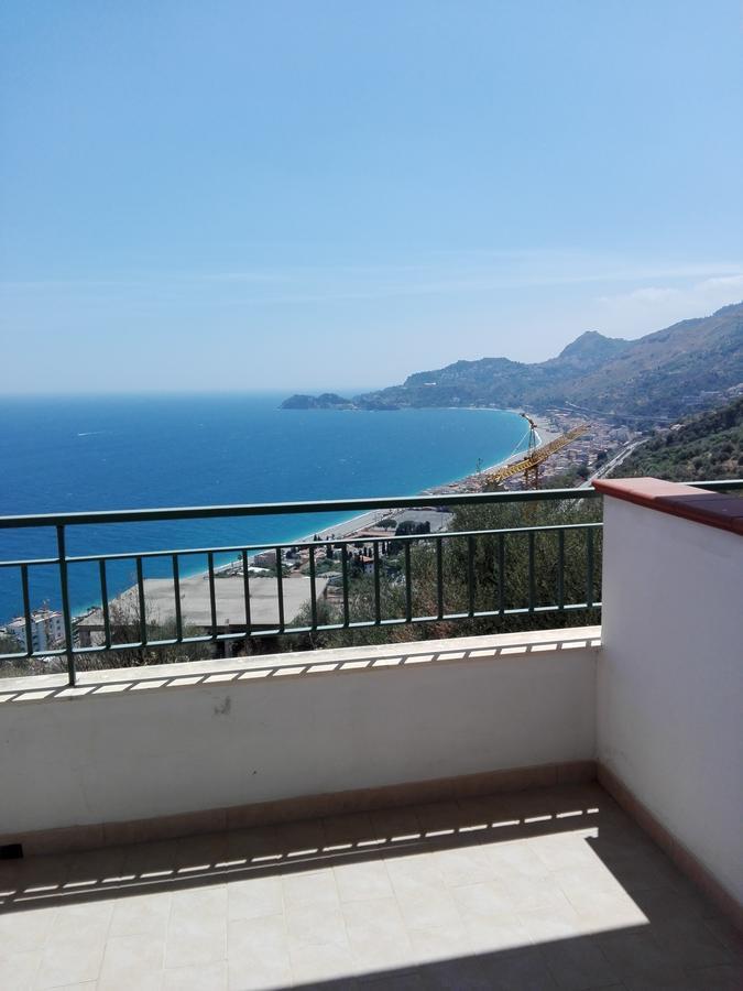 Bed and Breakfast La Nave Sul Mare Di Taormina Летоянни Экстерьер фото